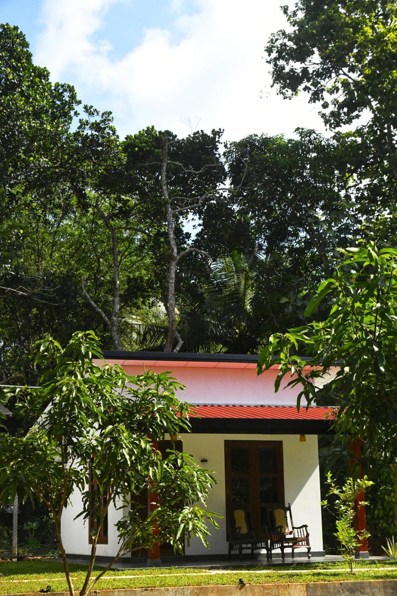 Pinnacle Safari Resort Udawalawe Exterior photo